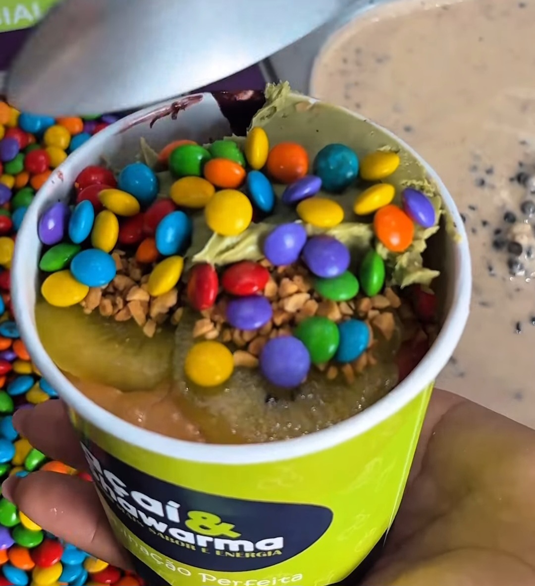 Lanches gostosos e com os melhores ingredientes você saboreia no Açaí e Shawarma