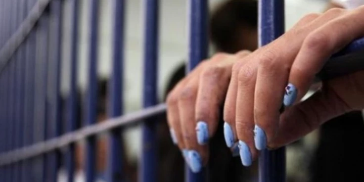 Mãe que abandonou filho recém-nascido em matagal é presa ao buscar atendimento em hospital