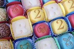 As melhores delicias você encomenda com a Jasminy Doces e Salgados